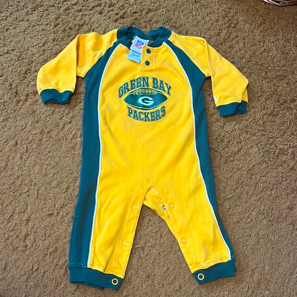 Vintage Green Bay Packers long-sleeved romper